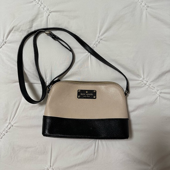 Kate Spade Crossbody Bag - Picture 1 of 7
